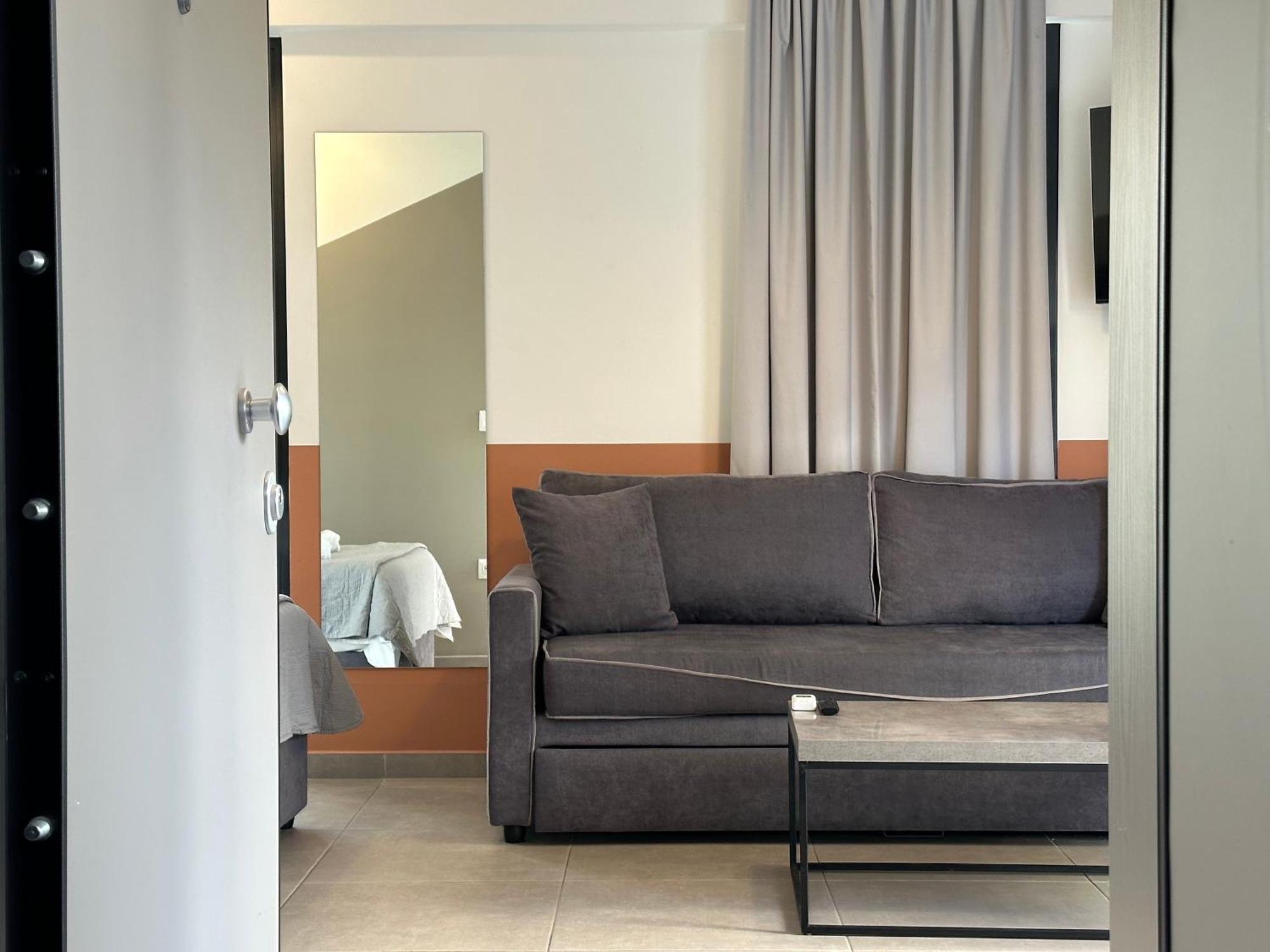 M & M - Boutique Apartments Athens Exterior photo